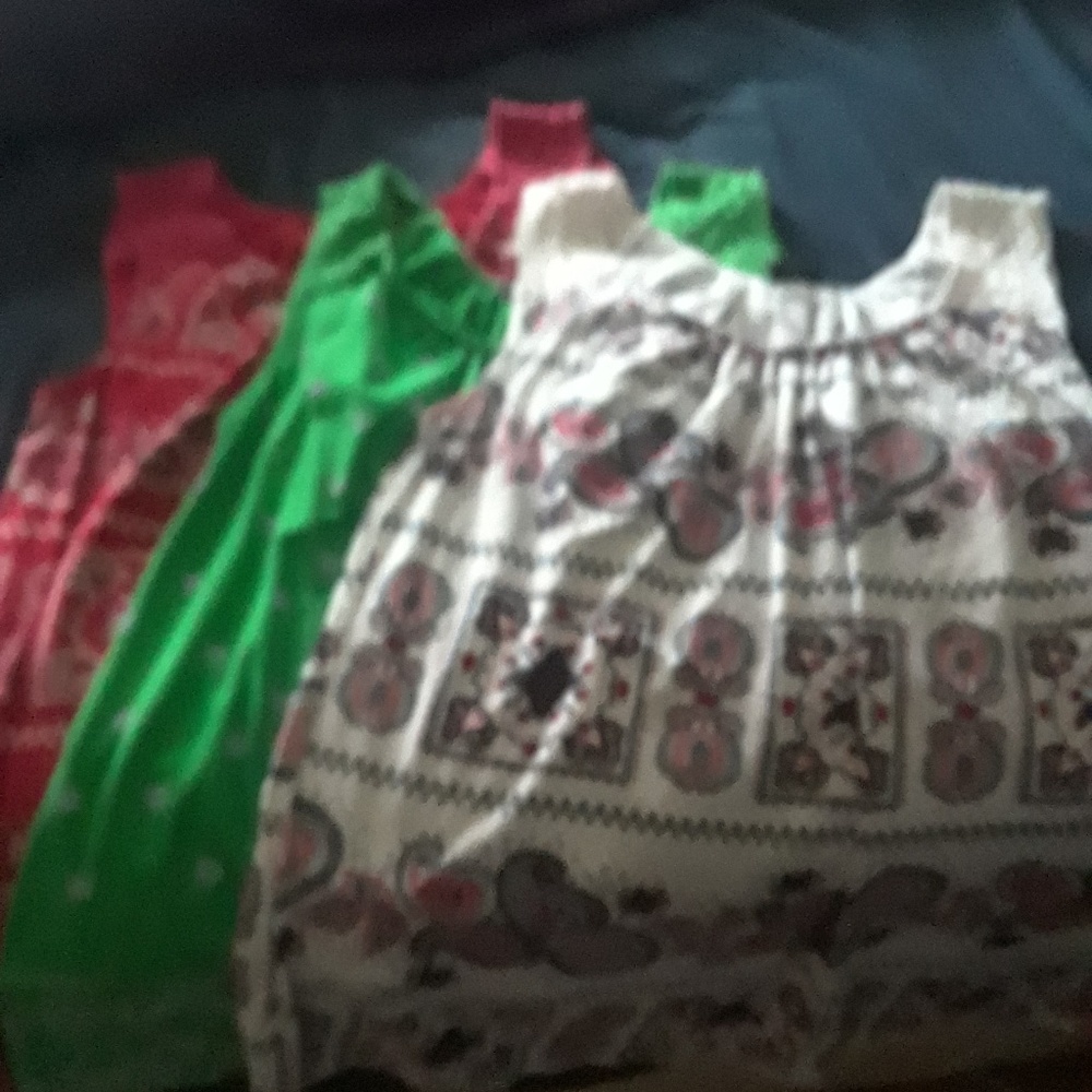 3 women tank tops